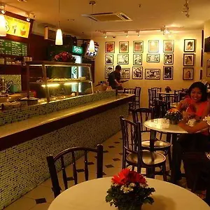2* Hotel Malaya